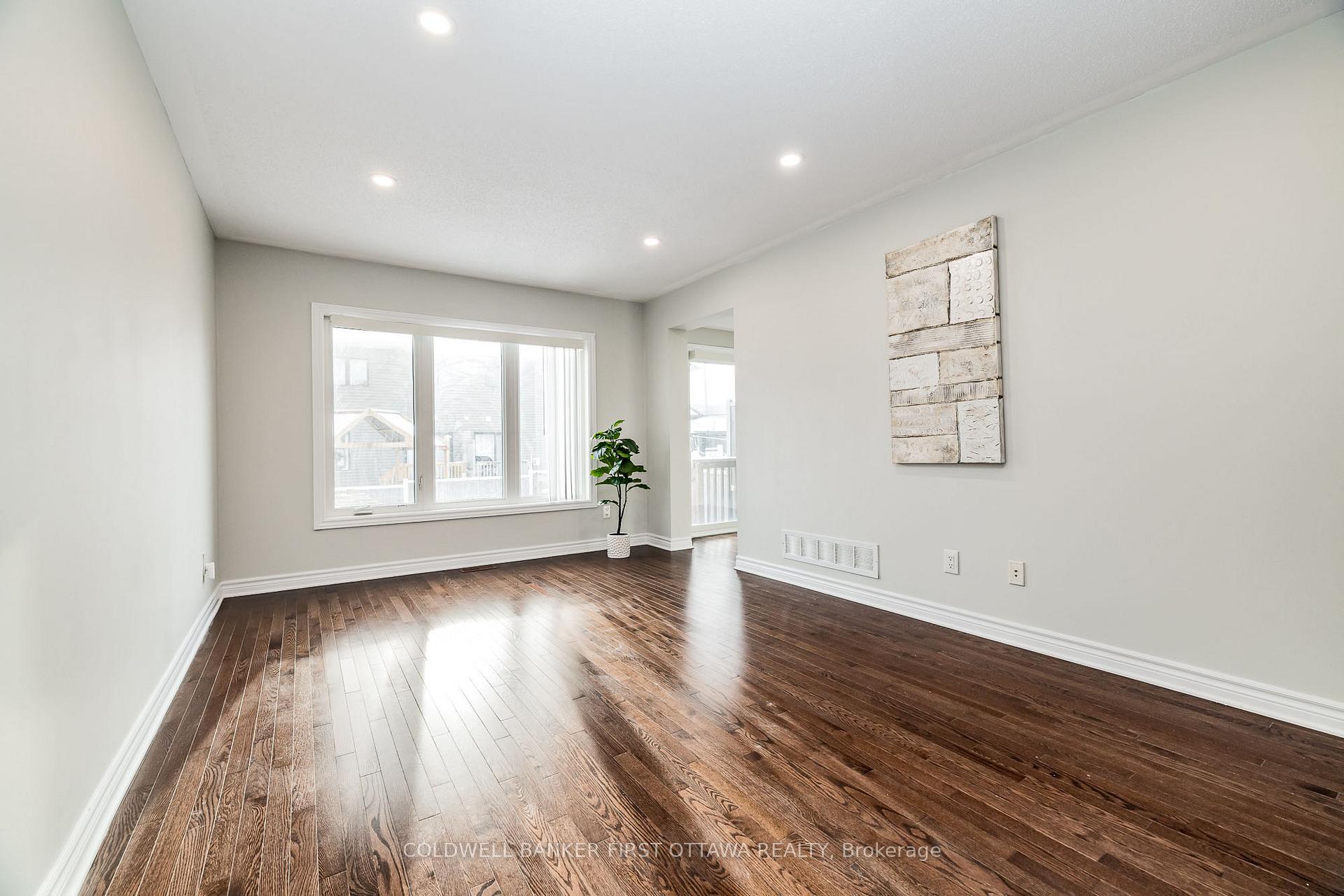 Photo 7 of 504 Paine Avenue, Ottawa, Kanata - Kanata Lakes/Heritage Hills — HOMEH