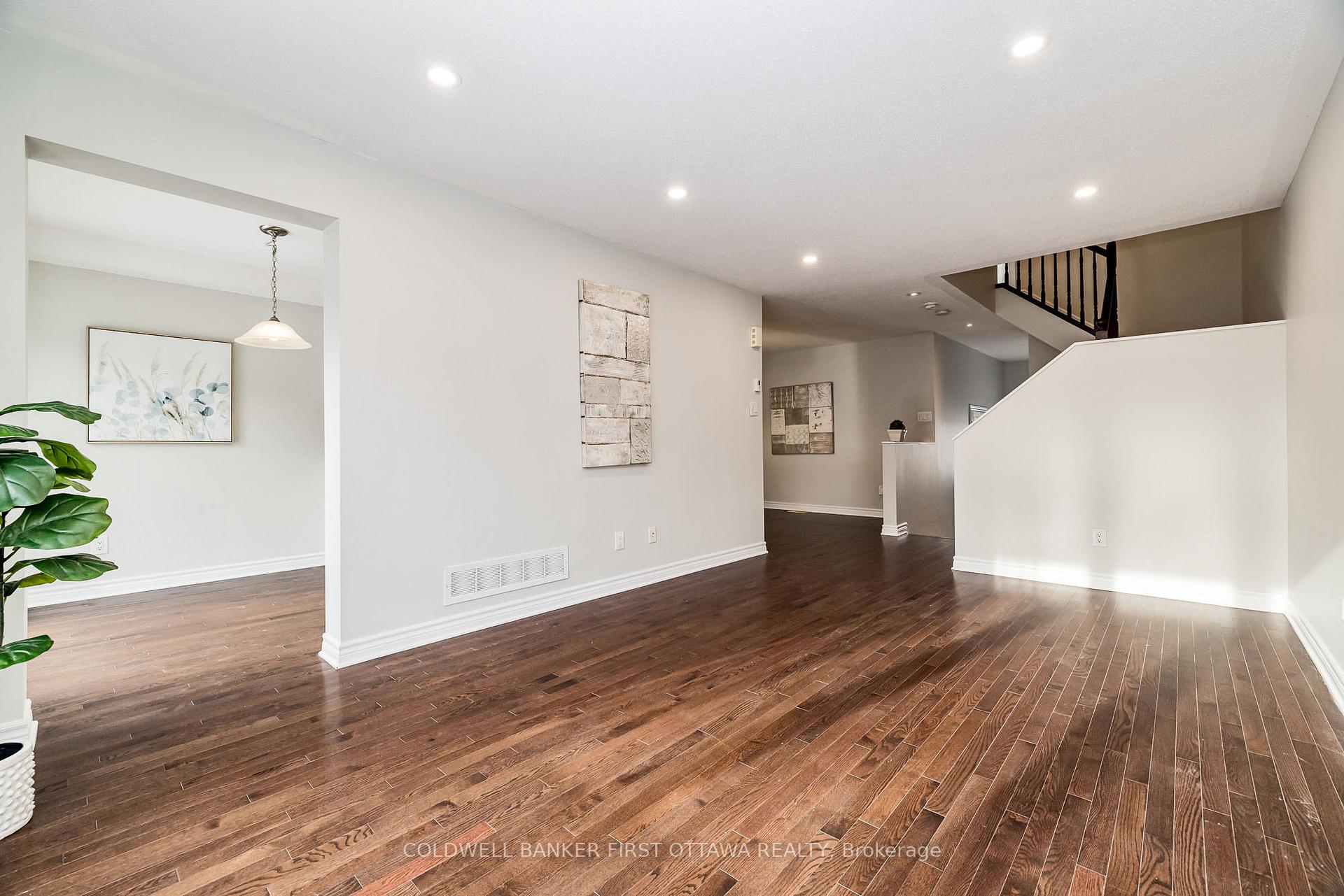 Photo 8 of 504 Paine Avenue, Ottawa, Kanata - Kanata Lakes/Heritage Hills — HOMEH
