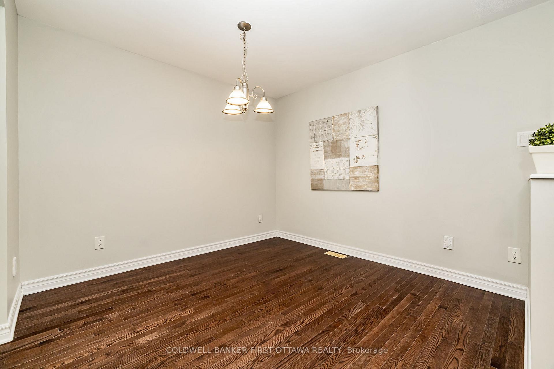 Photo 14 of 504 Paine Avenue, Ottawa, Kanata - Kanata Lakes/Heritage Hills — HOMEH