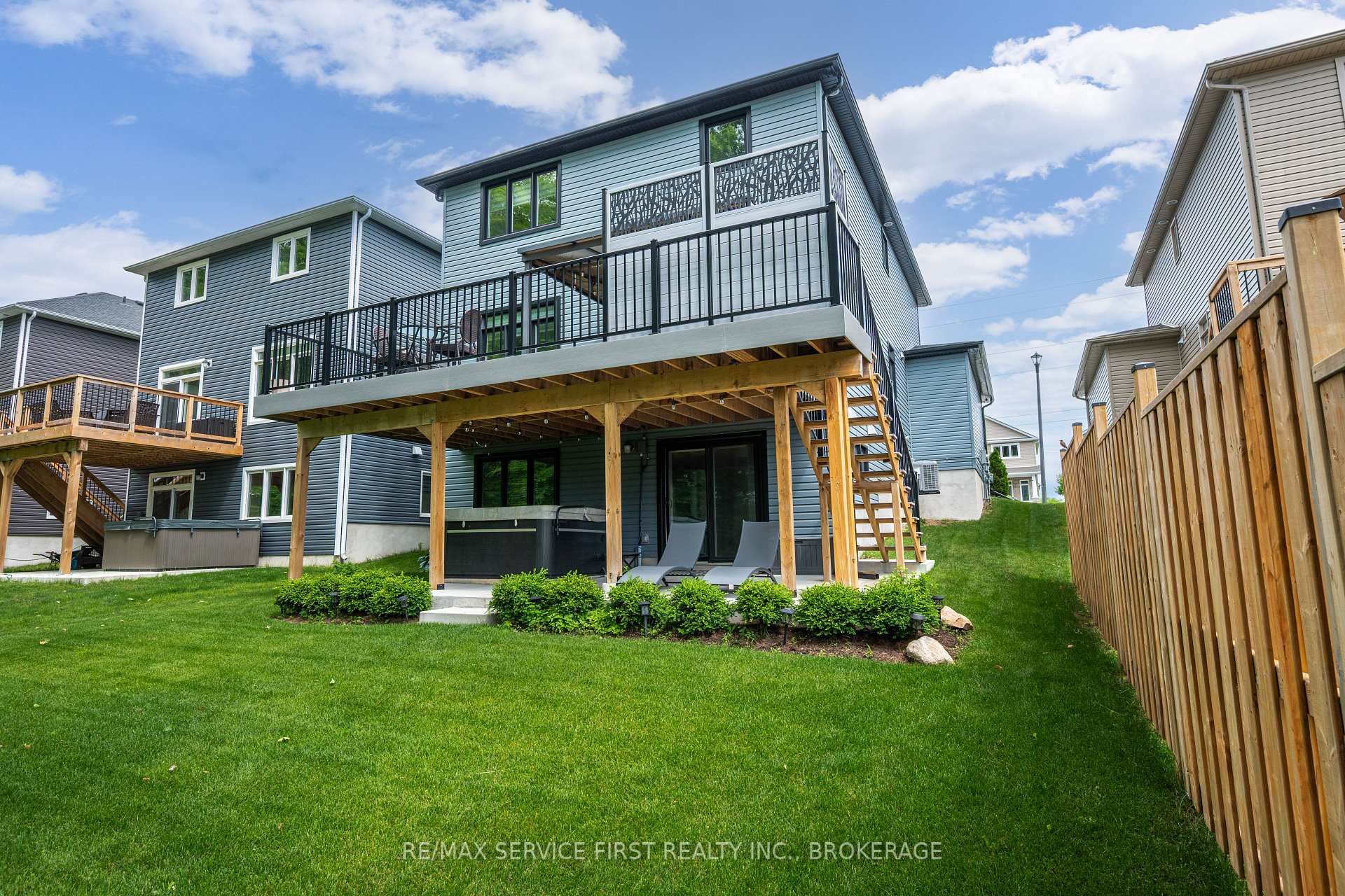 Photo 5 of 1349 Ottawa Street, Kingston, City Northwest — HOMEH
