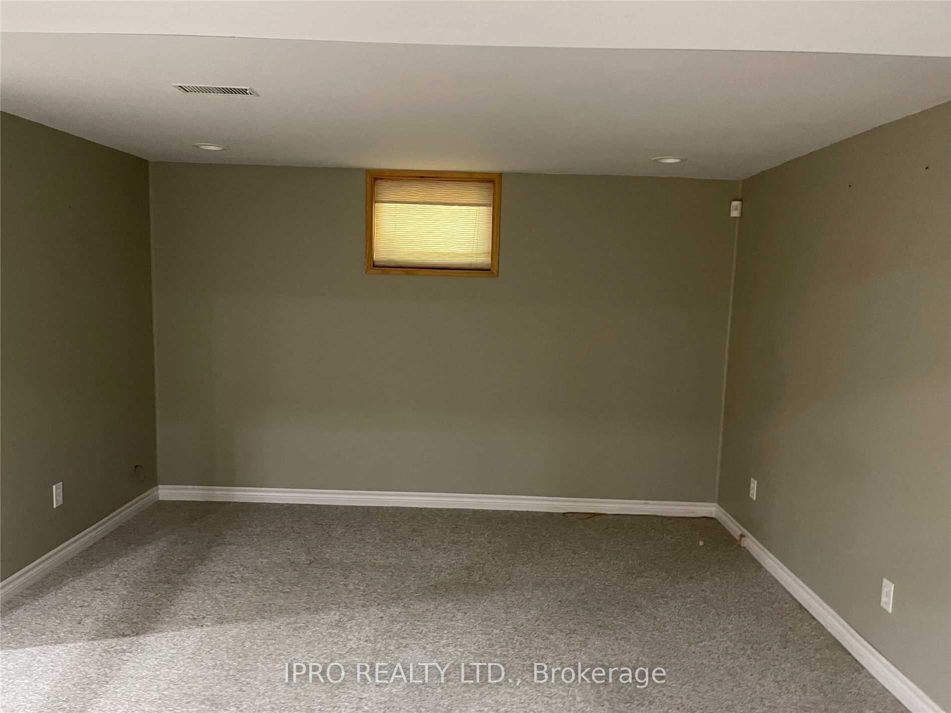 Photo 14 of 585 Garner Road W, Hamilton, Ancaster — HOMEH
