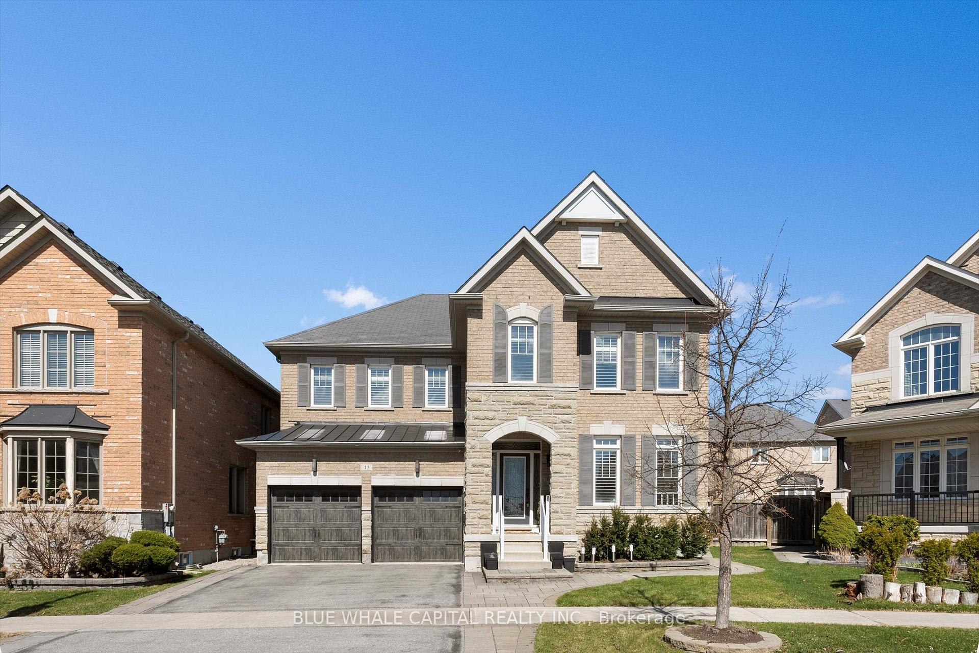 Photo 2 of 13 Dame Gruev Drive, Markham, Greensborough — HOMEH