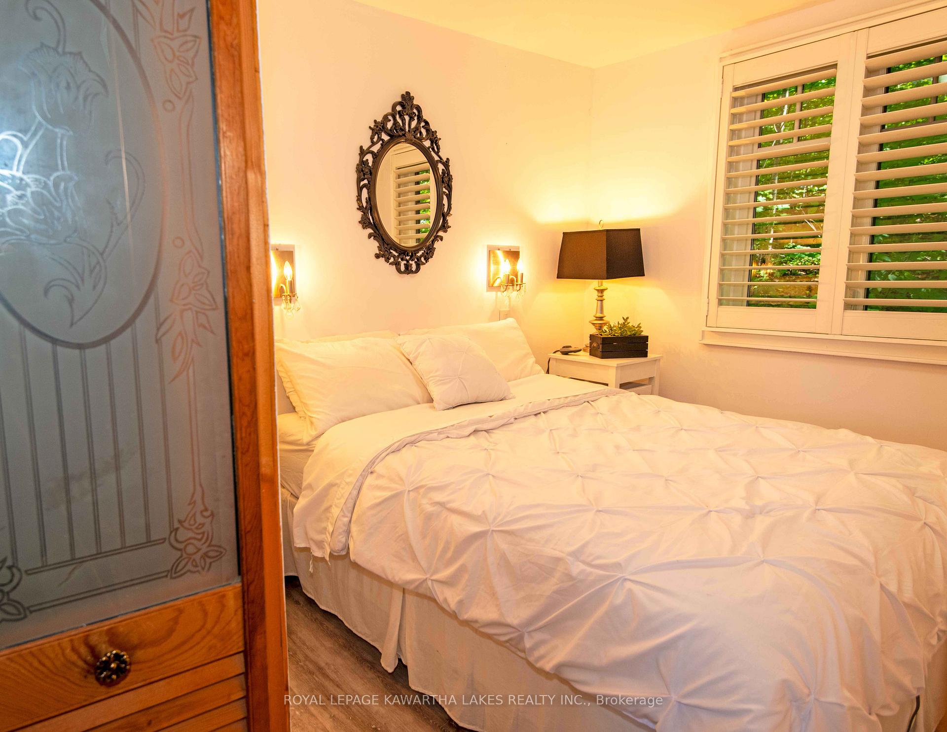 Photo 13 of 34 Deweys Island, Kawartha Lakes, Fenelon Falls — HOMEH