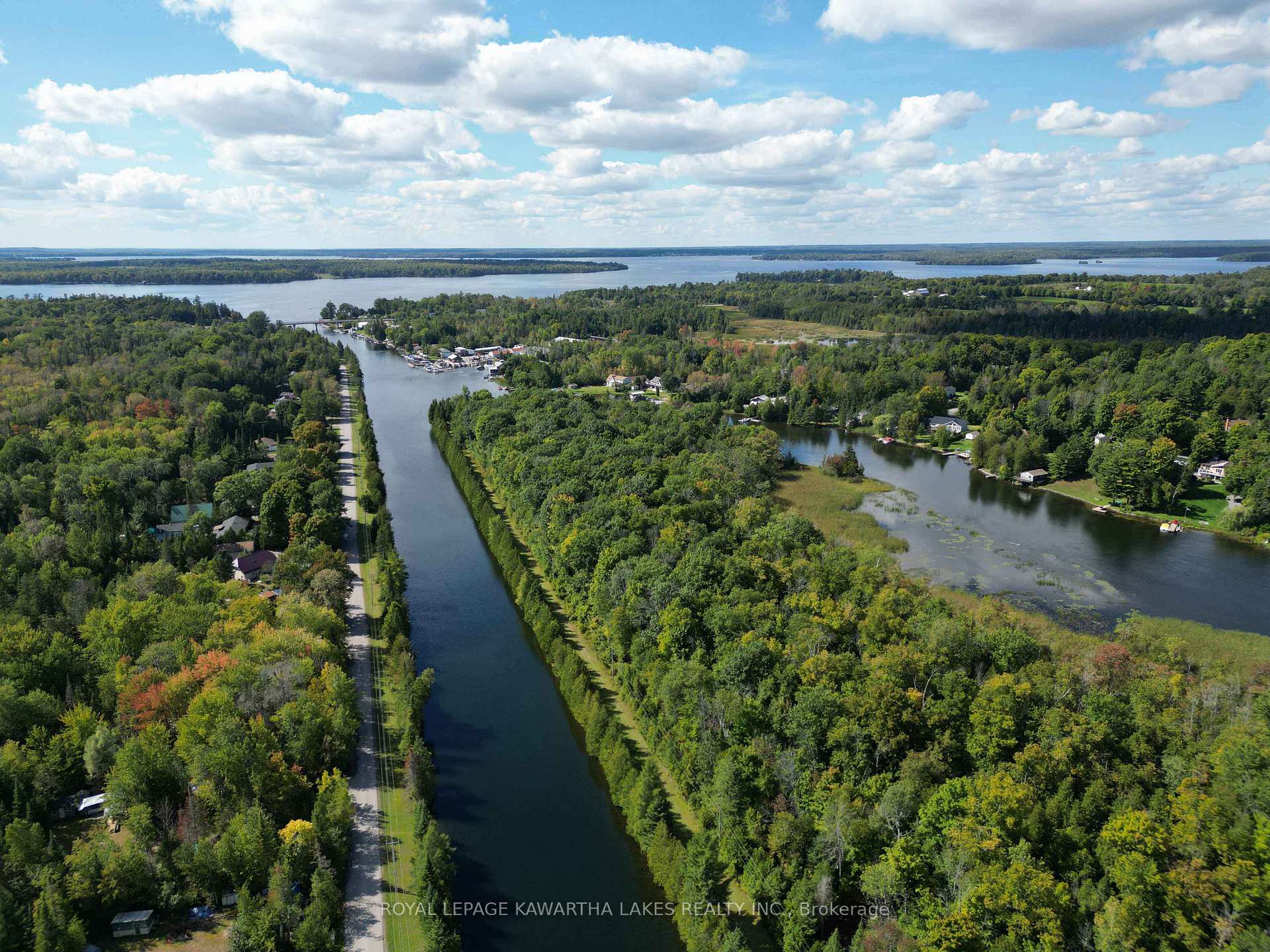 Photo 36 of 34 Deweys Island, Kawartha Lakes, Fenelon Falls — HOMEH