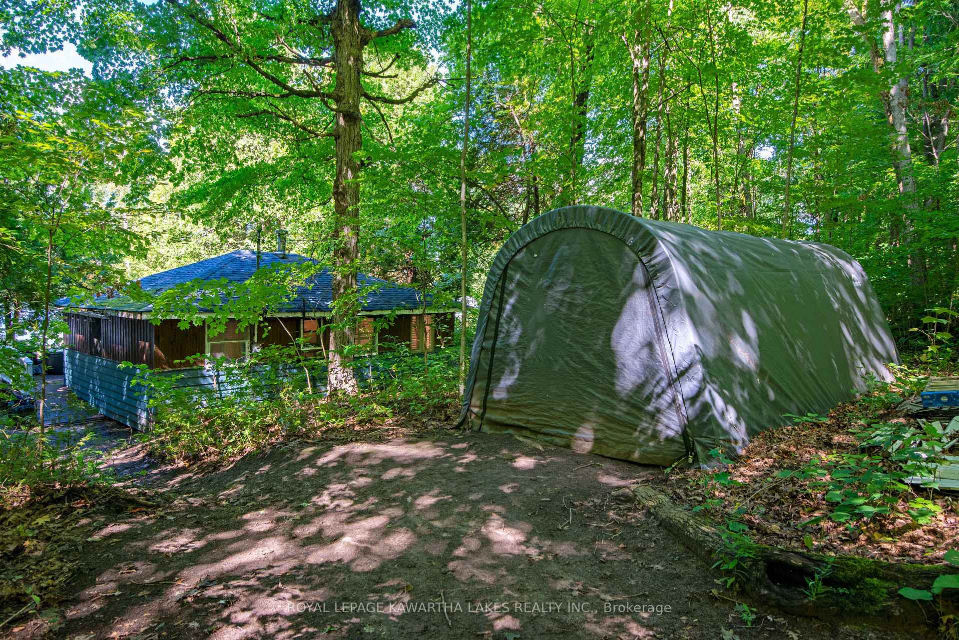 Photo 38 of 34 Deweys Island, Kawartha Lakes, Fenelon Falls — HOMEH