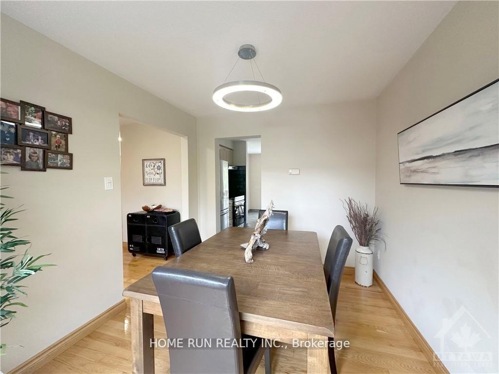 Photo 7 of 67 Beacon Way, Ottawa, Kanata - Morgan's Grant/South March — HOMEH