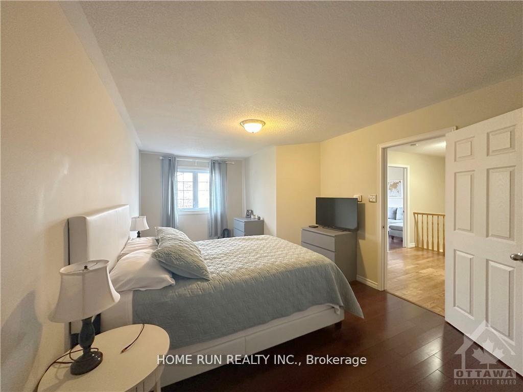 Photo 20 of 67 Beacon Way, Ottawa, Kanata - Morgan's Grant/South March — HOMEH