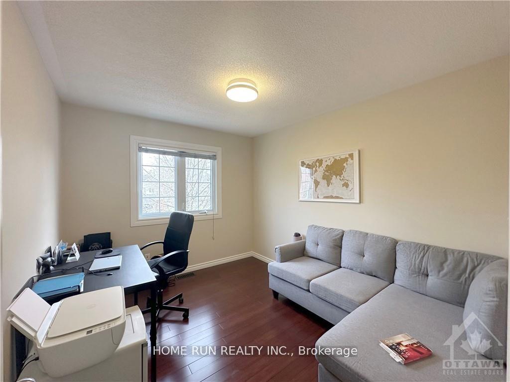 Photo 23 of 67 Beacon Way, Ottawa, Kanata - Morgan's Grant/South March — HOMEH