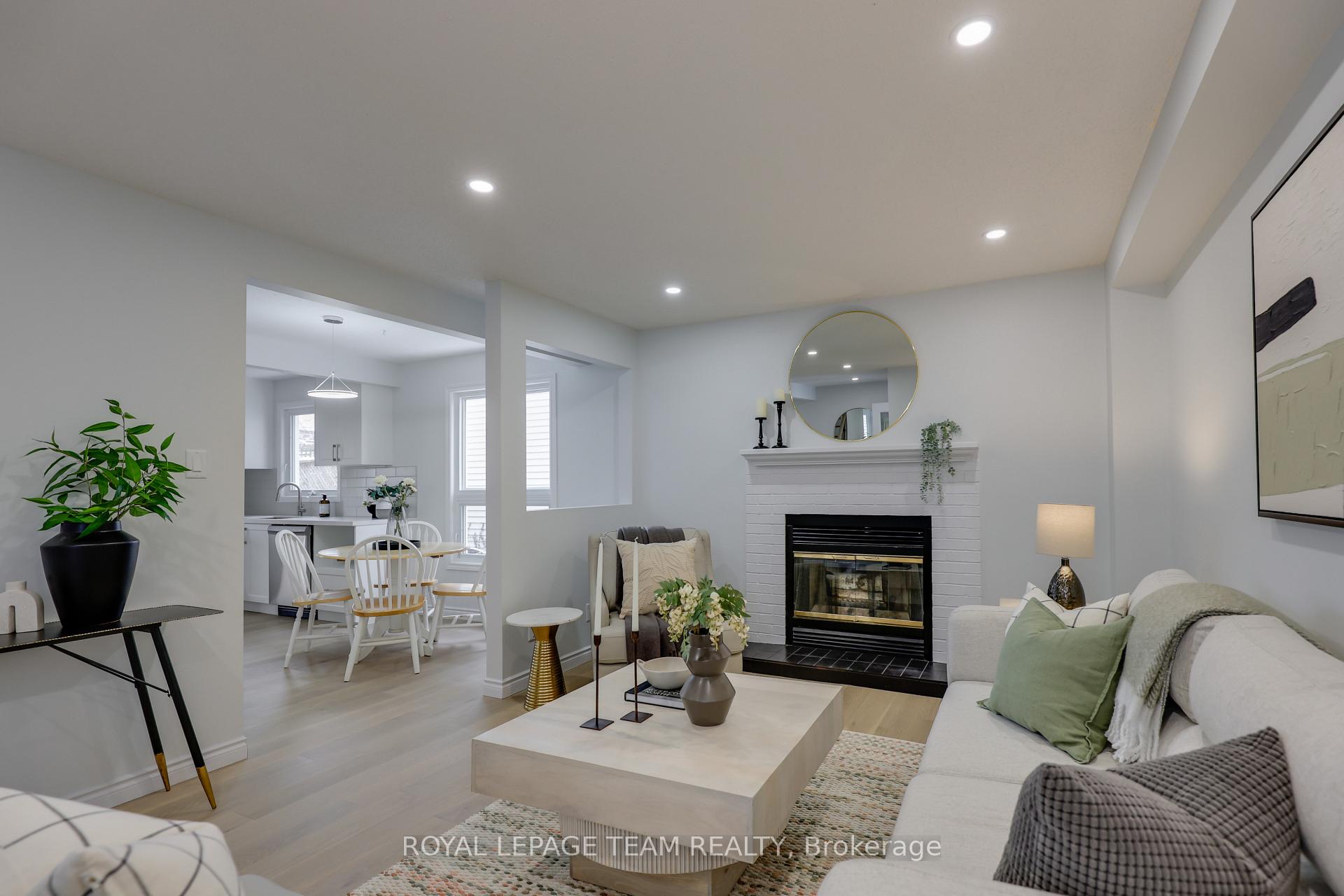 Photo 8 of 38 Acklam Terrace, Ottawa, Kanata - Morgan's Grant/South March — HOMEH
