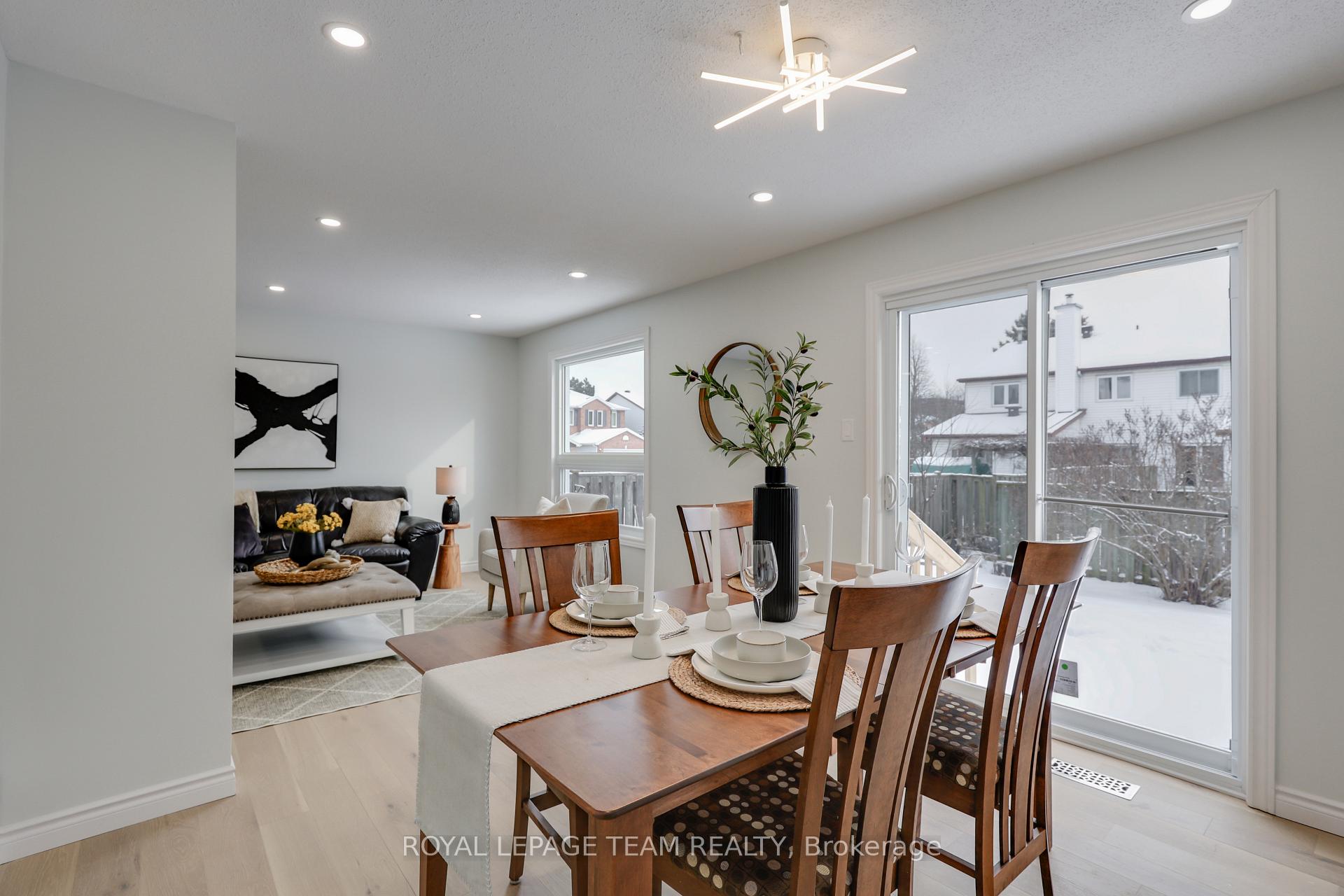 Photo 16 of 38 Acklam Terrace, Ottawa, Kanata - Morgan's Grant/South March — HOMEH