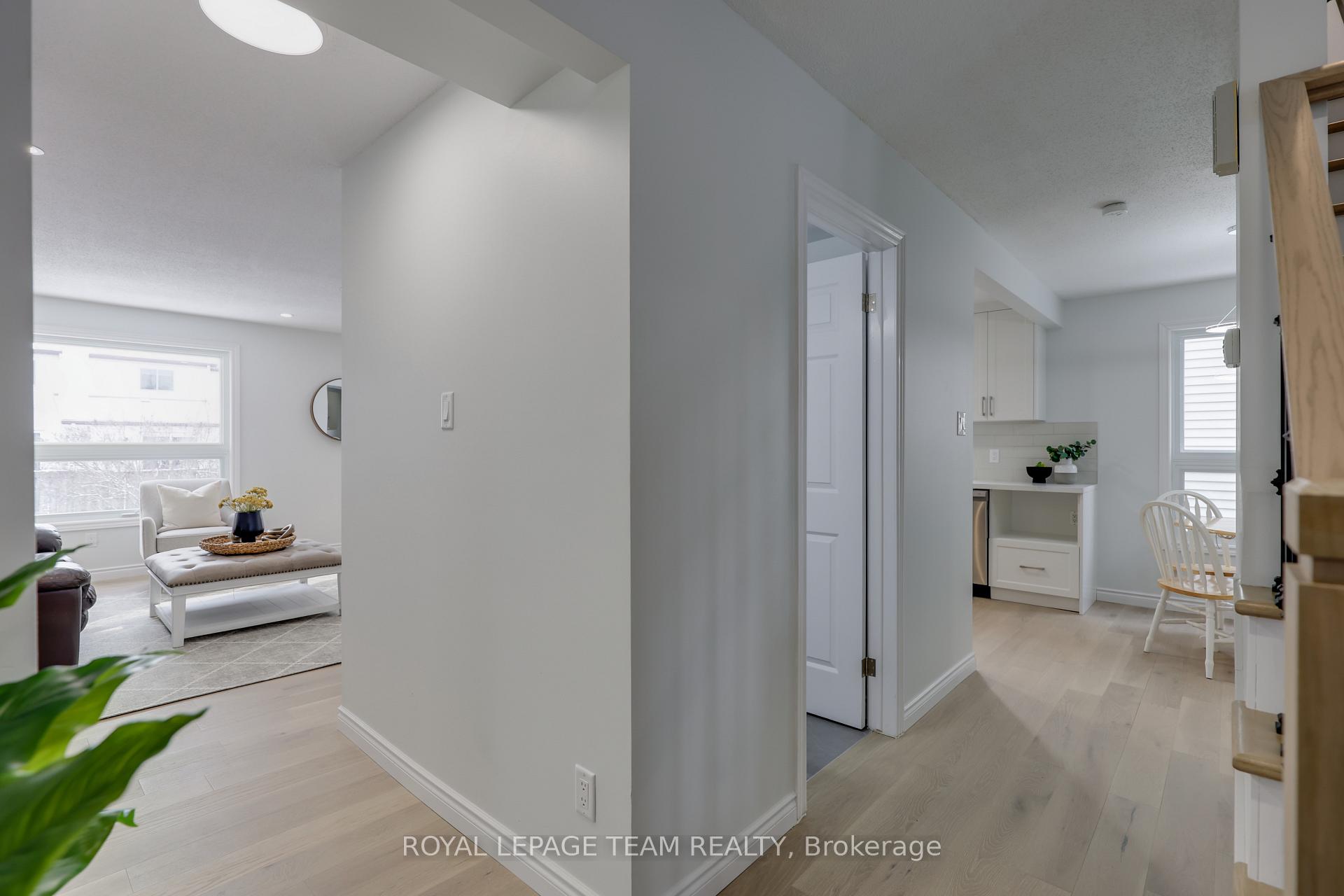 Photo 20 of 38 Acklam Terrace, Ottawa, Kanata - Morgan's Grant/South March — HOMEH