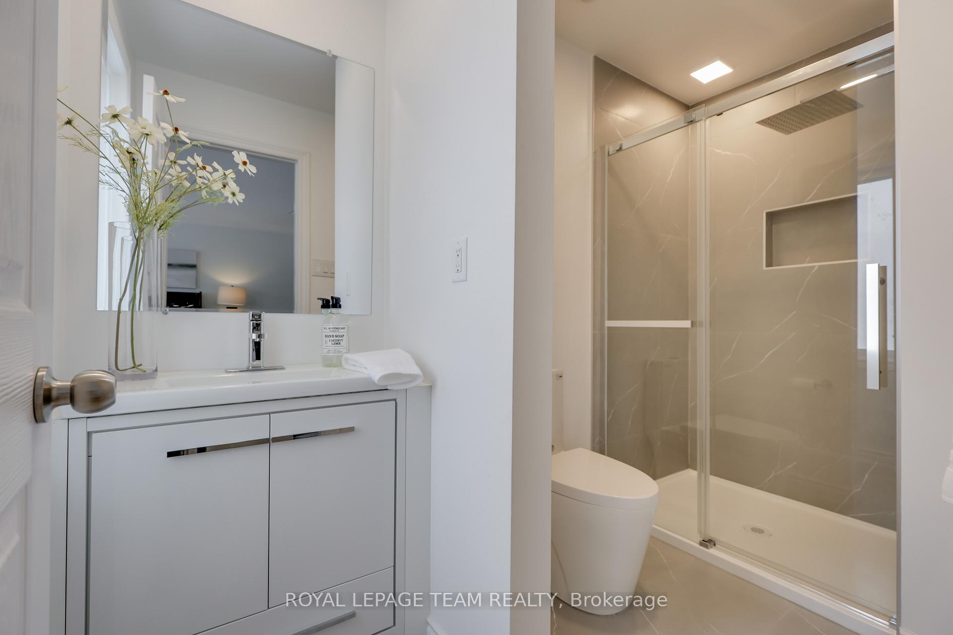 Photo 28 of 38 Acklam Terrace, Ottawa, Kanata - Morgan's Grant/South March — HOMEH