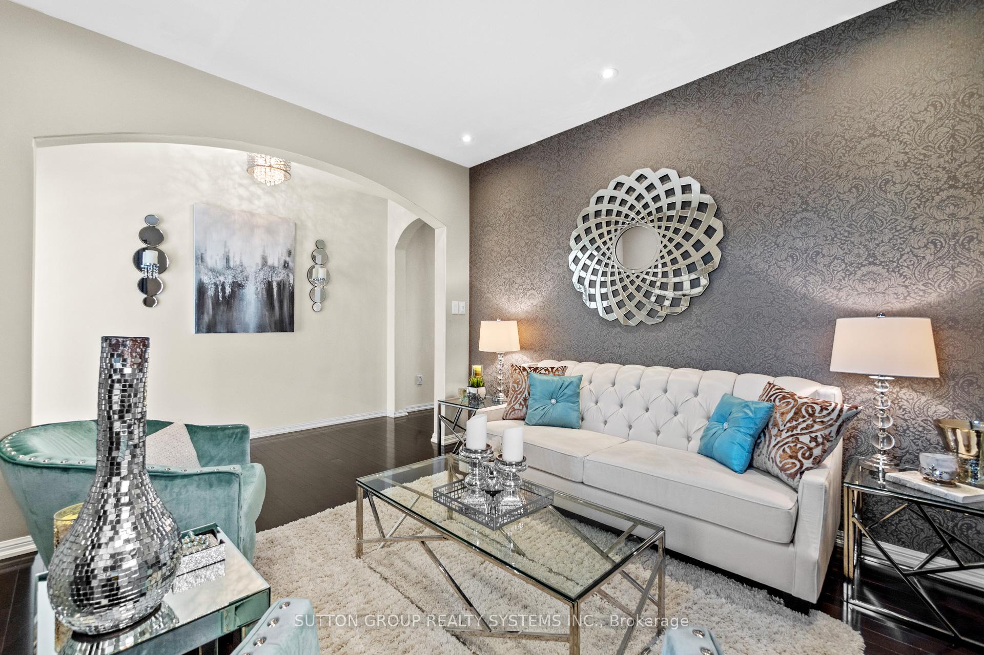 Photo 4 of 925 Dice Way, Milton, Willmott — HOMEH