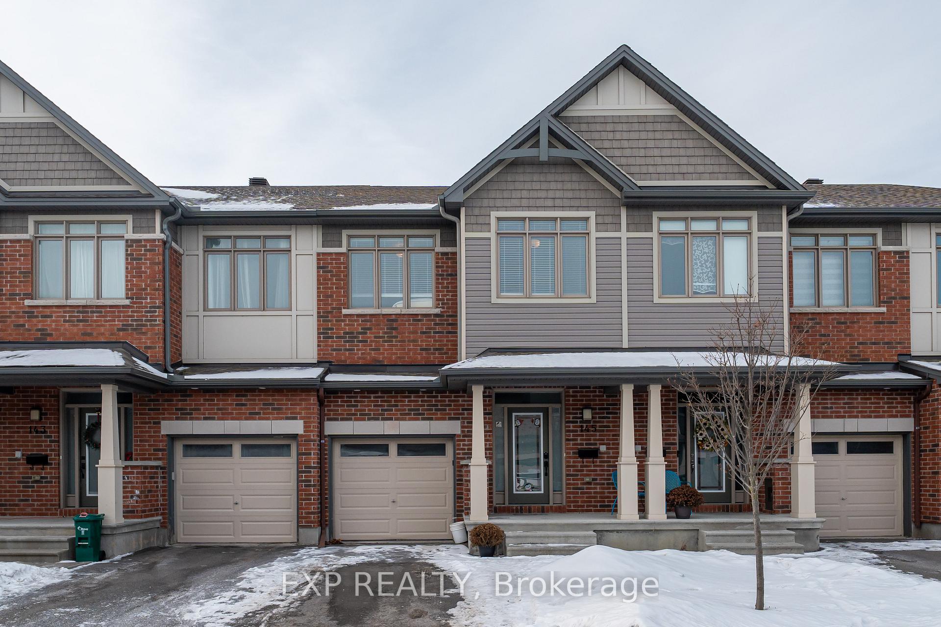 Front of 145 Overberg Way