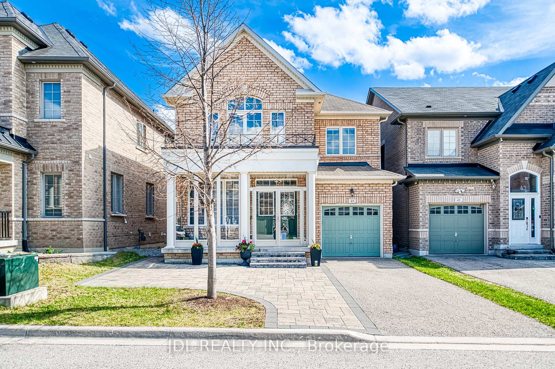 Photo 1 of 45 Foshan Avenue, Markham, Berczy — HOMEH