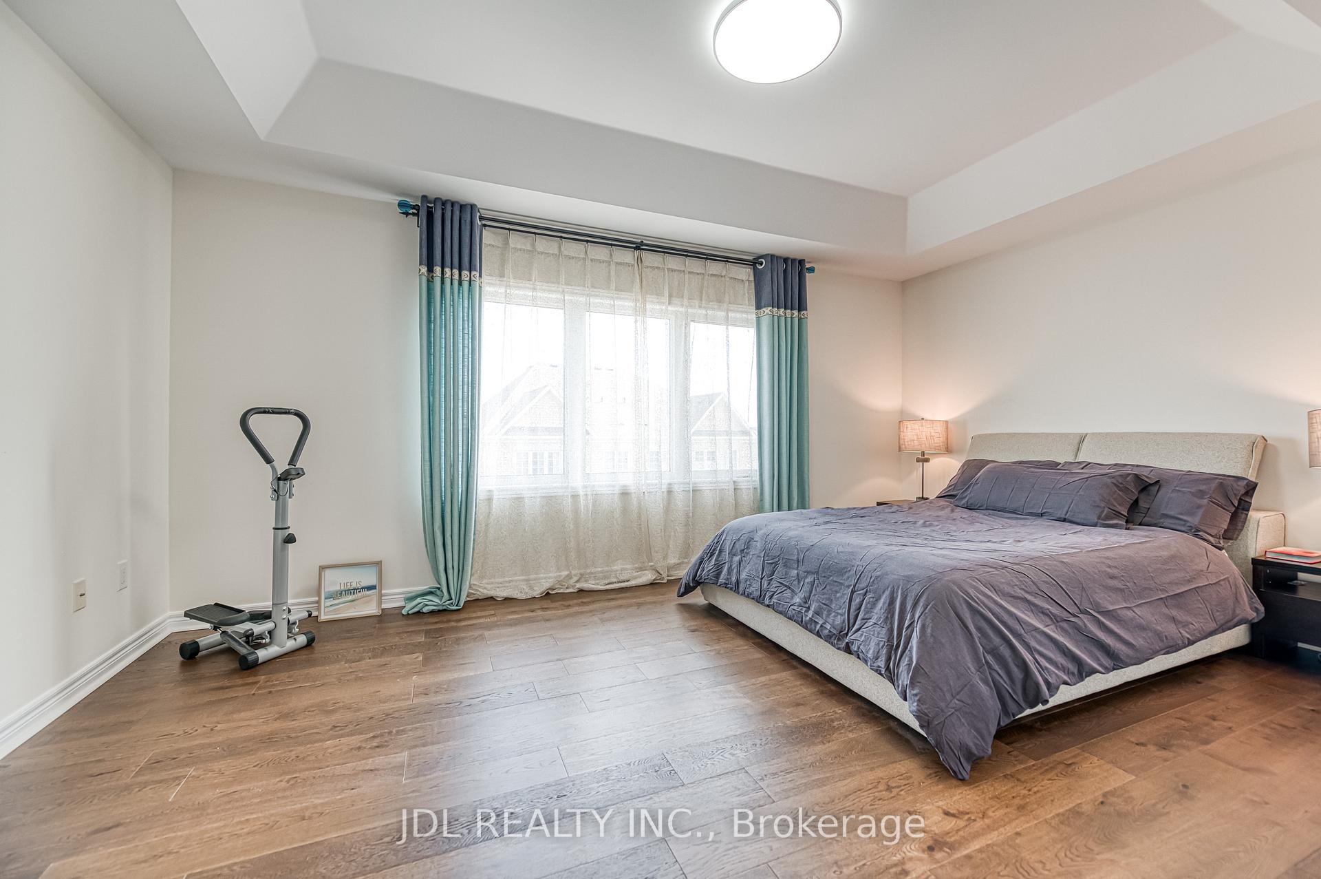 Photo 16 of 45 Foshan Avenue, Markham, Berczy — HOMEH