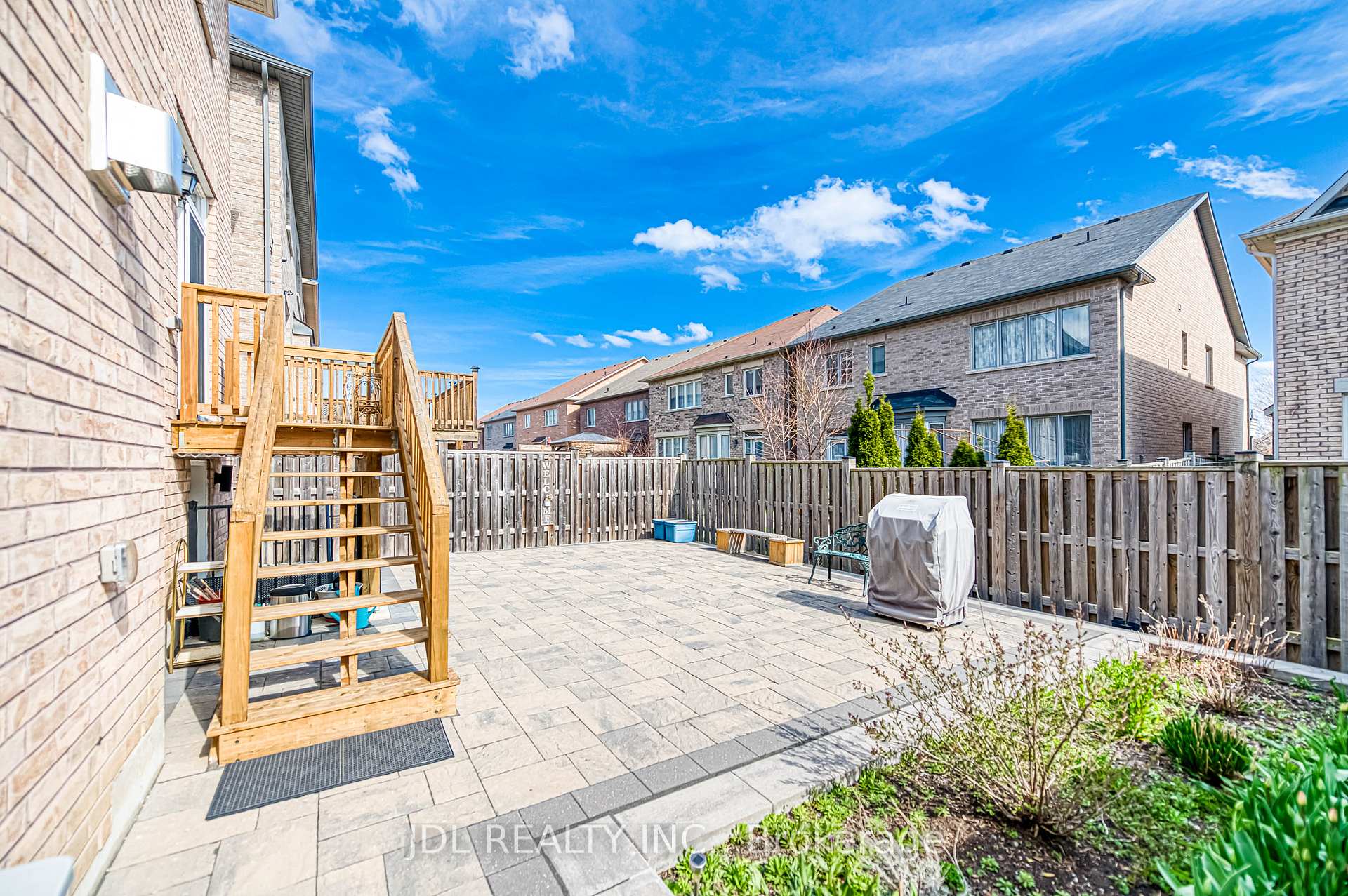 Photo 33 of 45 Foshan Avenue, Markham, Berczy — HOMEH