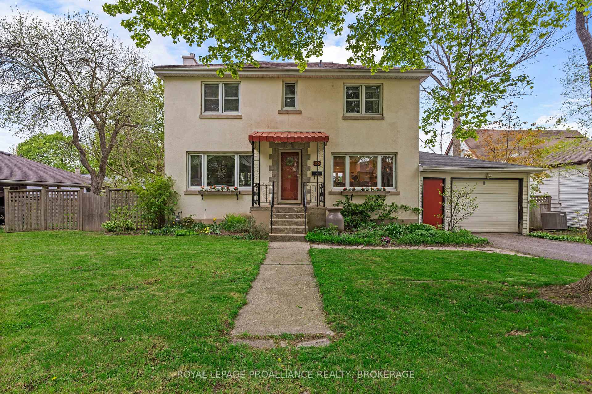 Photo 1 of 100 Indian Road, Kingston, West of Sir John A. Blvd — HOMEH