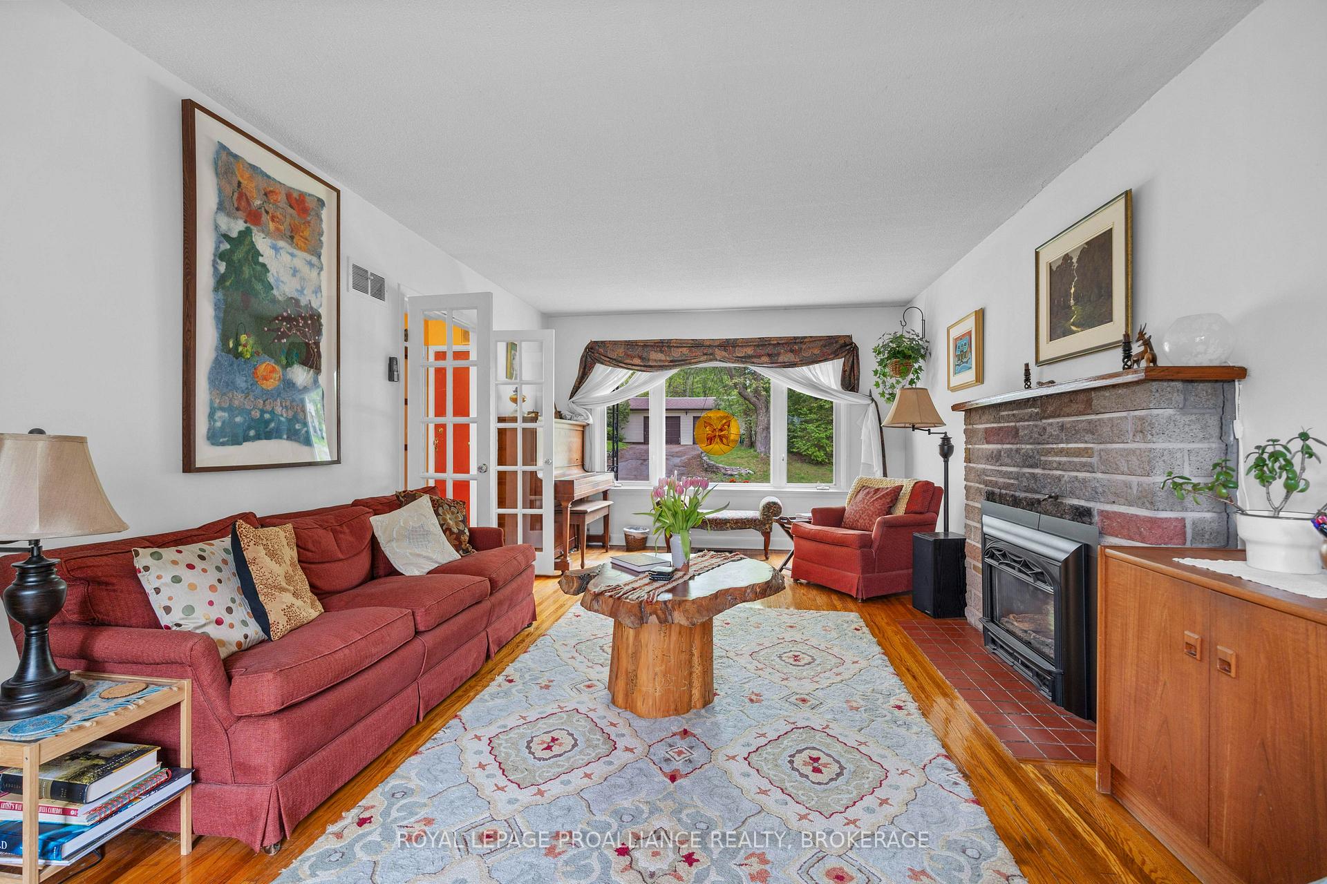 Photo 7 of 100 Indian Road, Kingston, West of Sir John A. Blvd — HOMEH