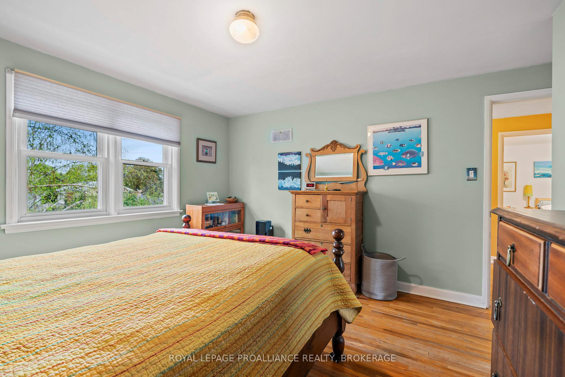 Photo 17 of 100 Indian Road, Kingston, West of Sir John A. Blvd — HOMEH