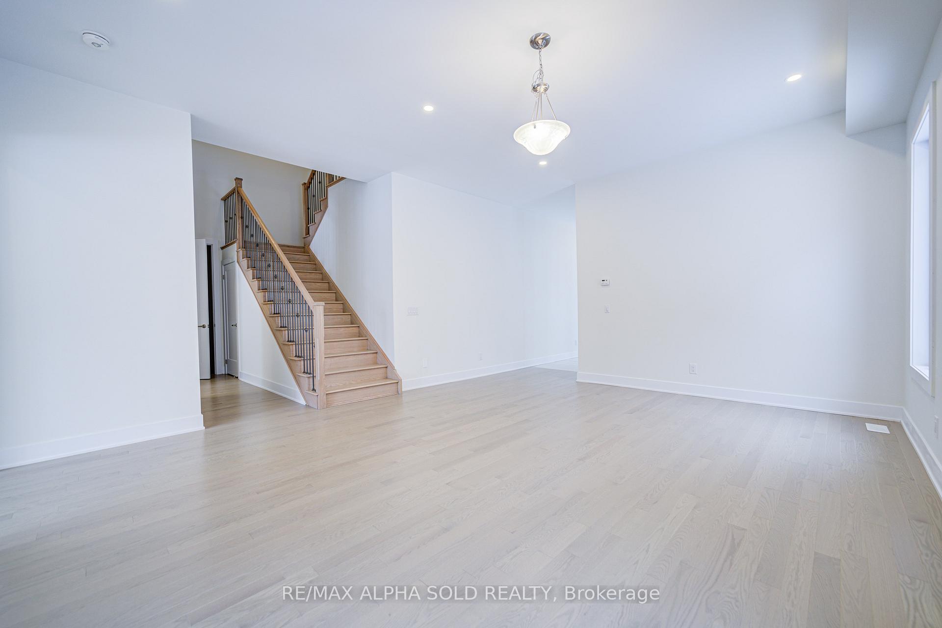 Photo 11 of 13 Godfrey Willis Drive, Markham, Angus Glen — HOMEH