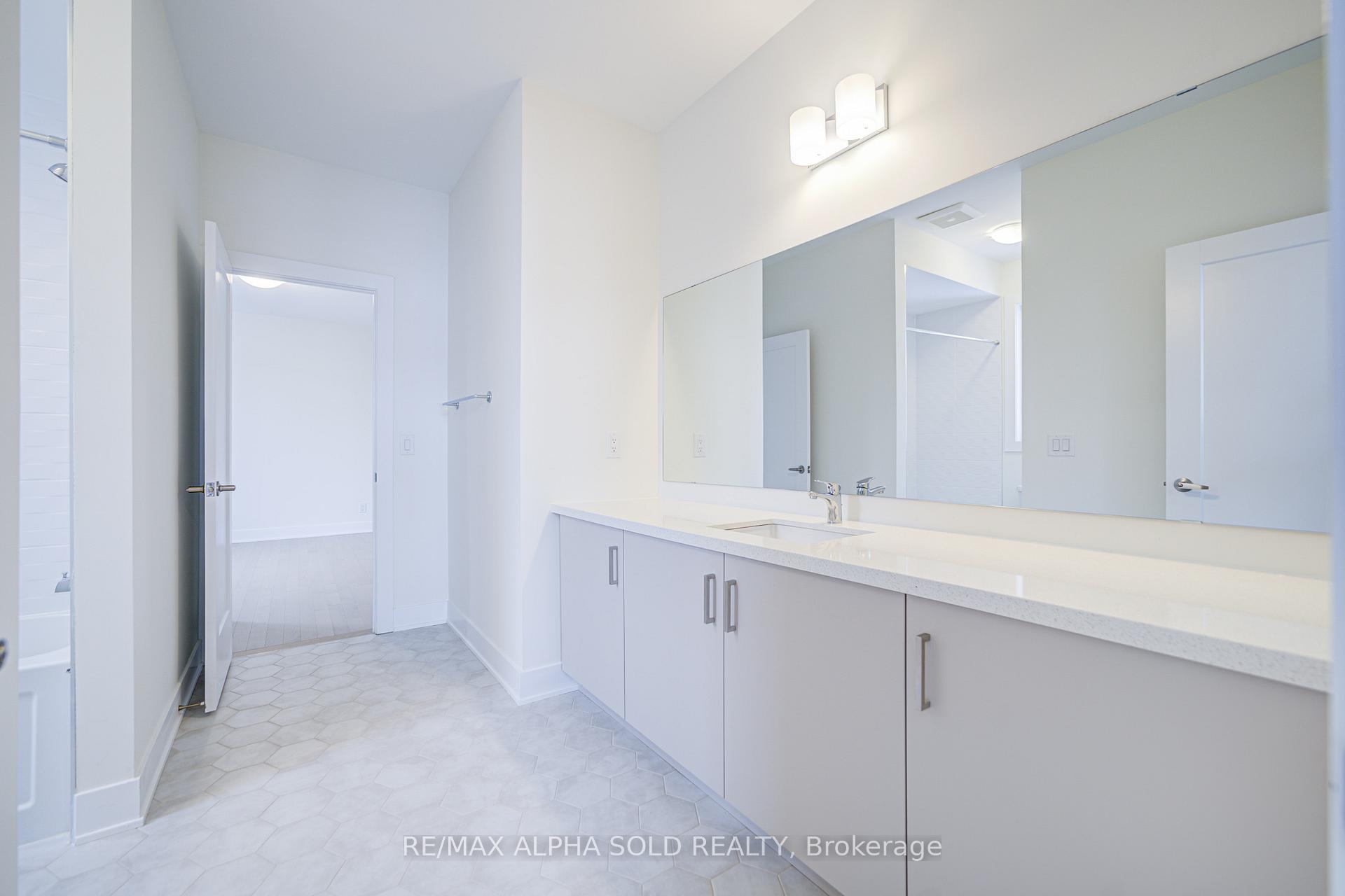 Photo 31 of 13 Godfrey Willis Drive, Markham, Angus Glen — HOMEH