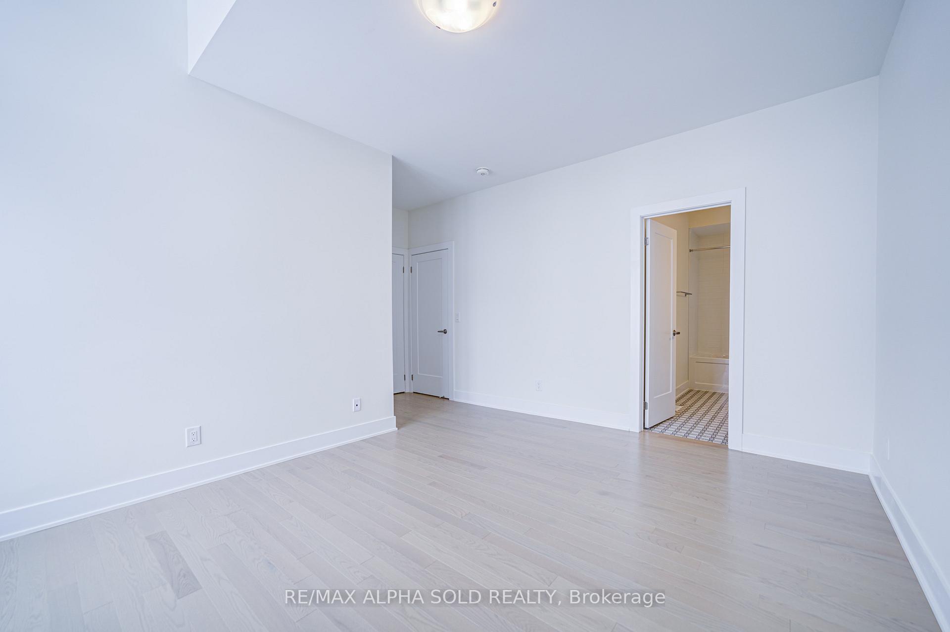 Photo 37 of 13 Godfrey Willis Drive, Markham, Angus Glen — HOMEH