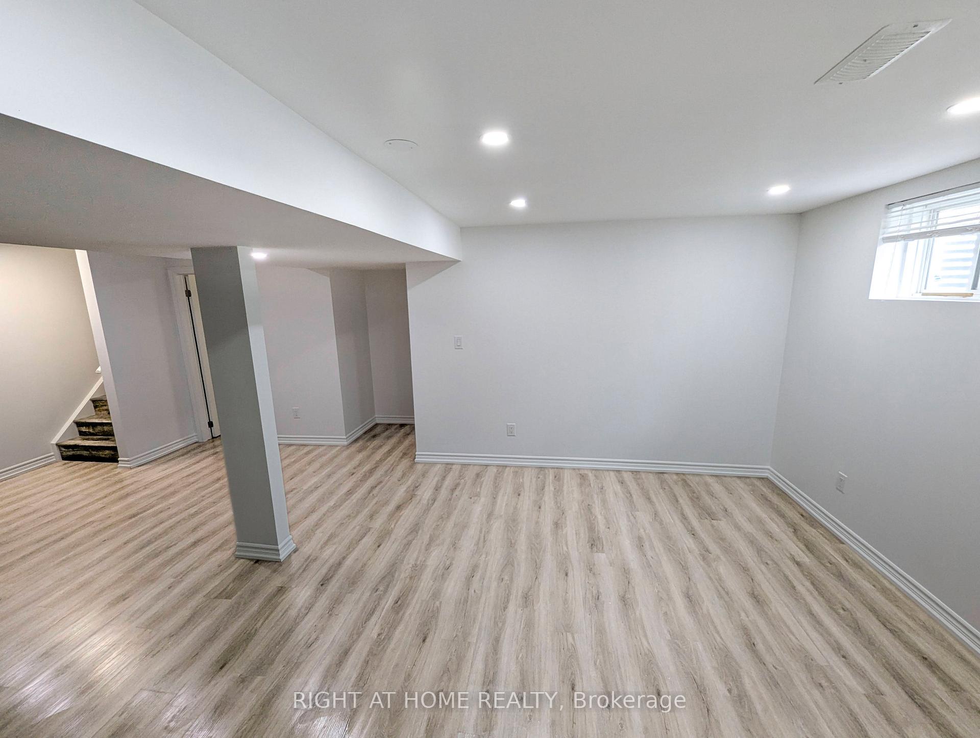 Photo 22 of 227 Leiterman Drive, Milton, Willmott — HOMEH