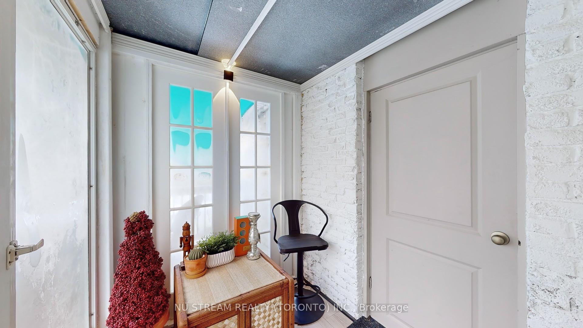 Photo 18 of 2 Liebeck Crescent, Markham, Unionville — HOMEH