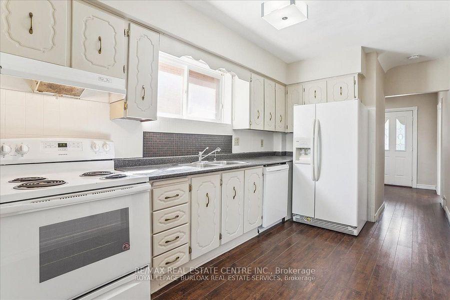 Photo 10 of 234 Market (Upper Level) Street, Hamilton, Strathcona — HOMEH