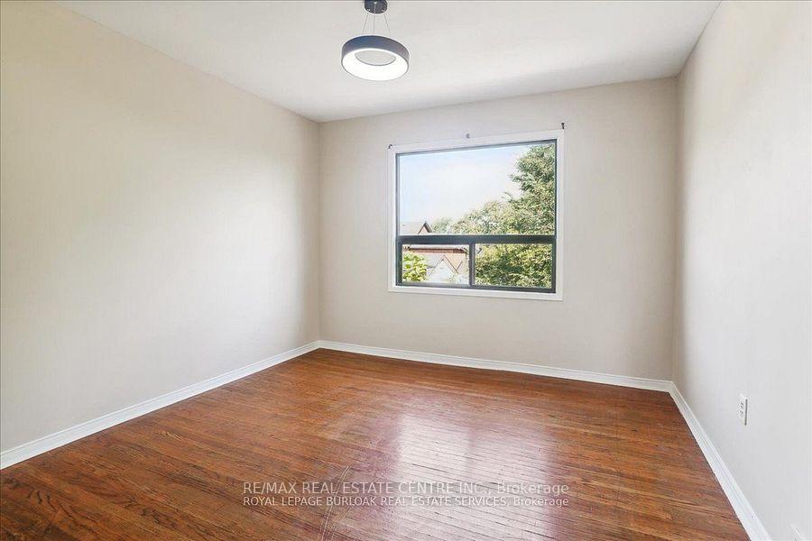 Photo 12 of 234 Market (Upper Level) Street, Hamilton, Strathcona — HOMEH