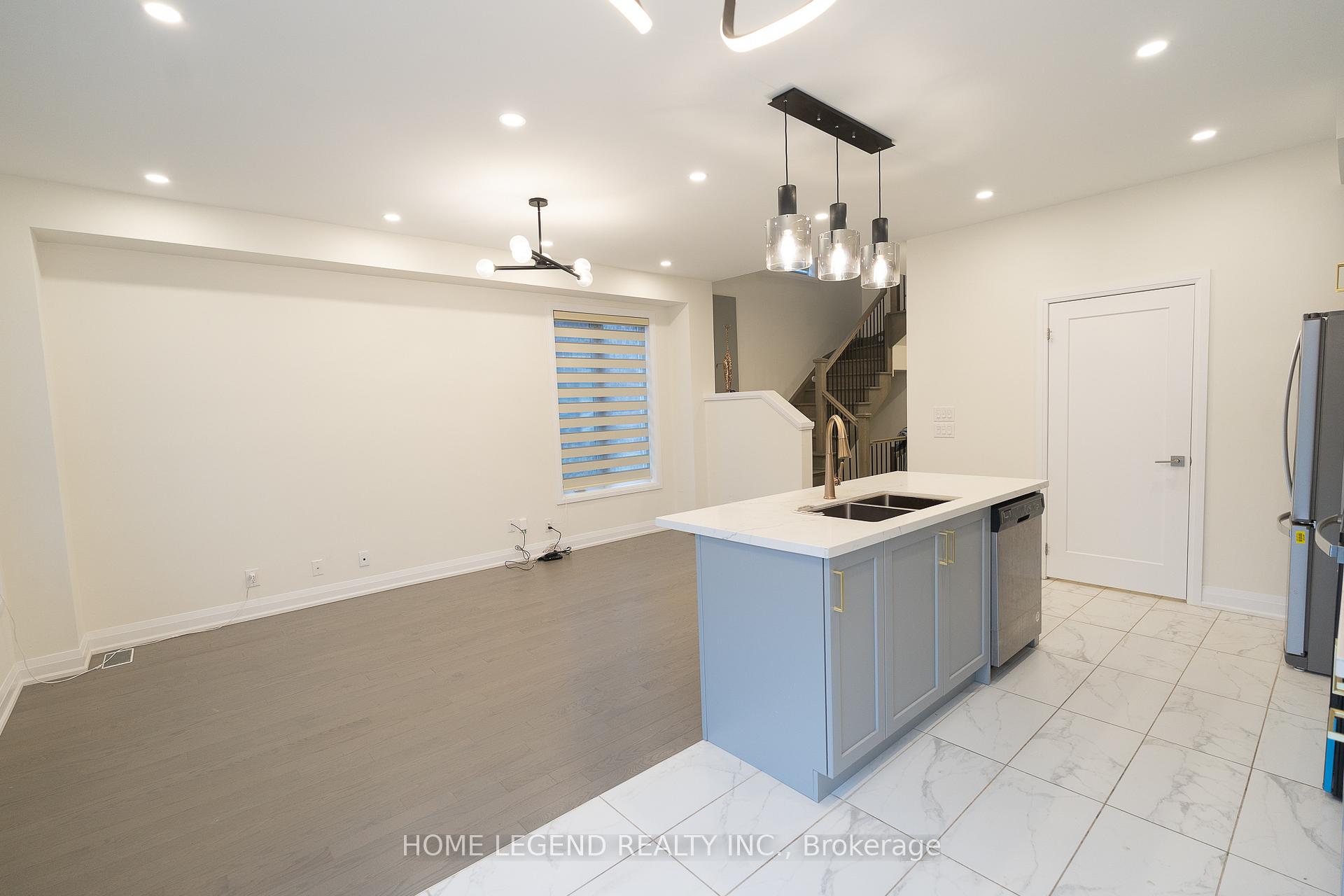 Photo 3 of 38 Jessica Antonella Street, Markham, Angus Glen — HOMEH