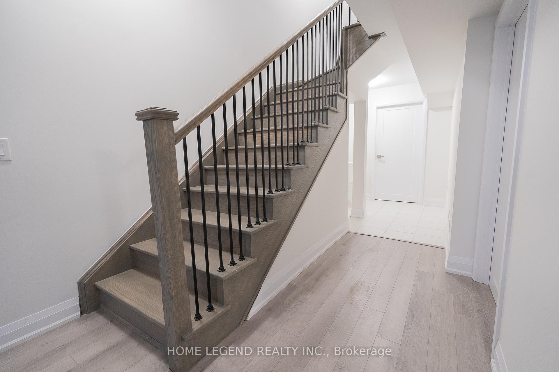 Photo 19 of 38 Jessica Antonella Street, Markham, Angus Glen — HOMEH