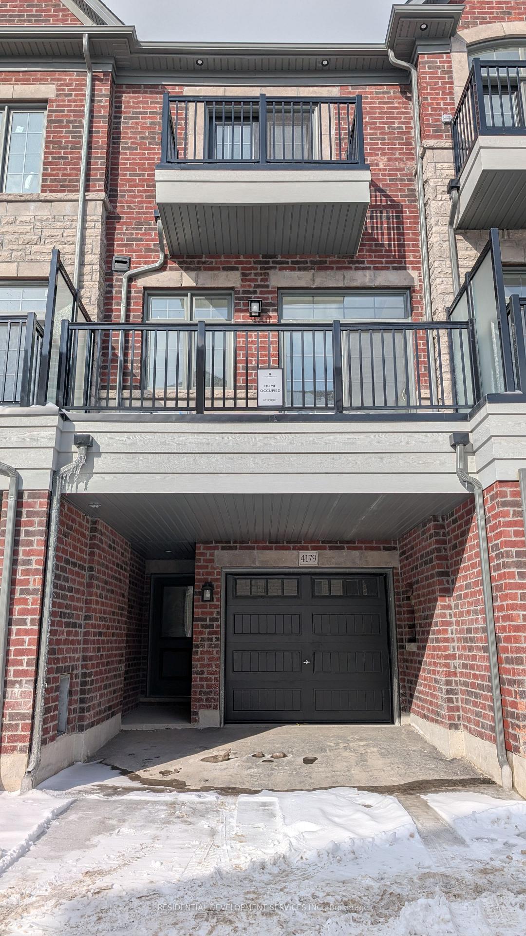 Front of 4179 Major Mackenzie Drive E