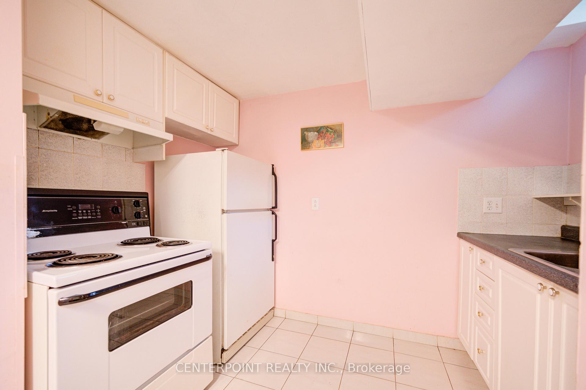 Photo 26 of 20 Norman Ross Drive, Markham, Middlefield — HOMEH