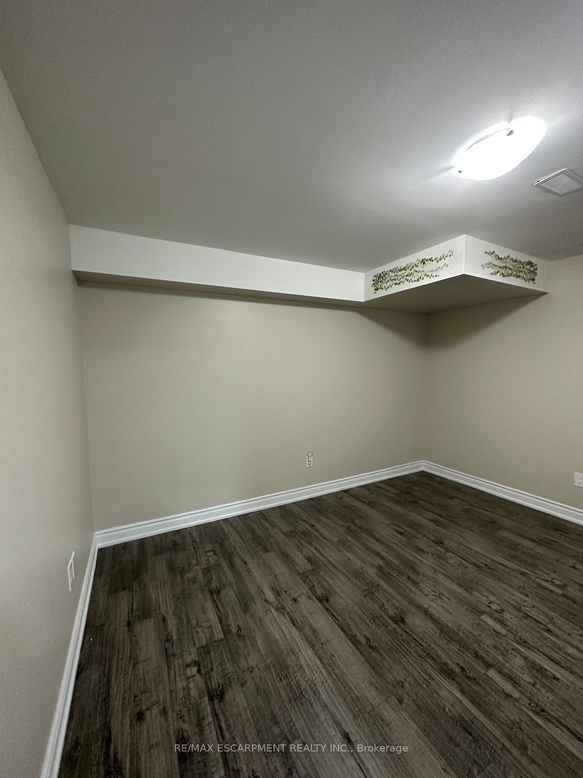 Photo 2 of Unit Basement, 318 Bessborough Drive, Milton, Harrison — HOMEH