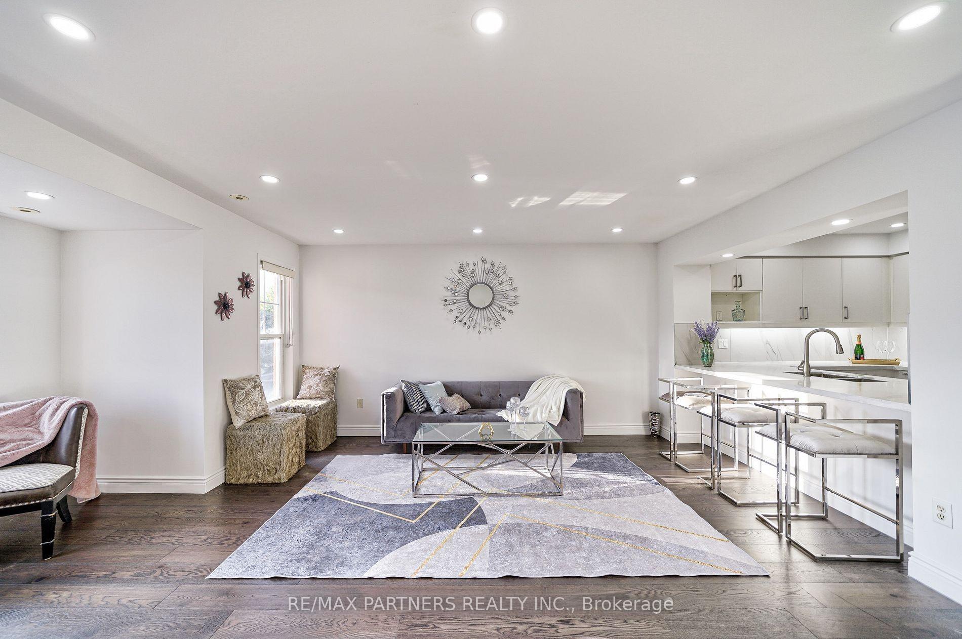 Photo 5 of 2746 Bur Oak Avenue, Markham, Cornell — HOMEH