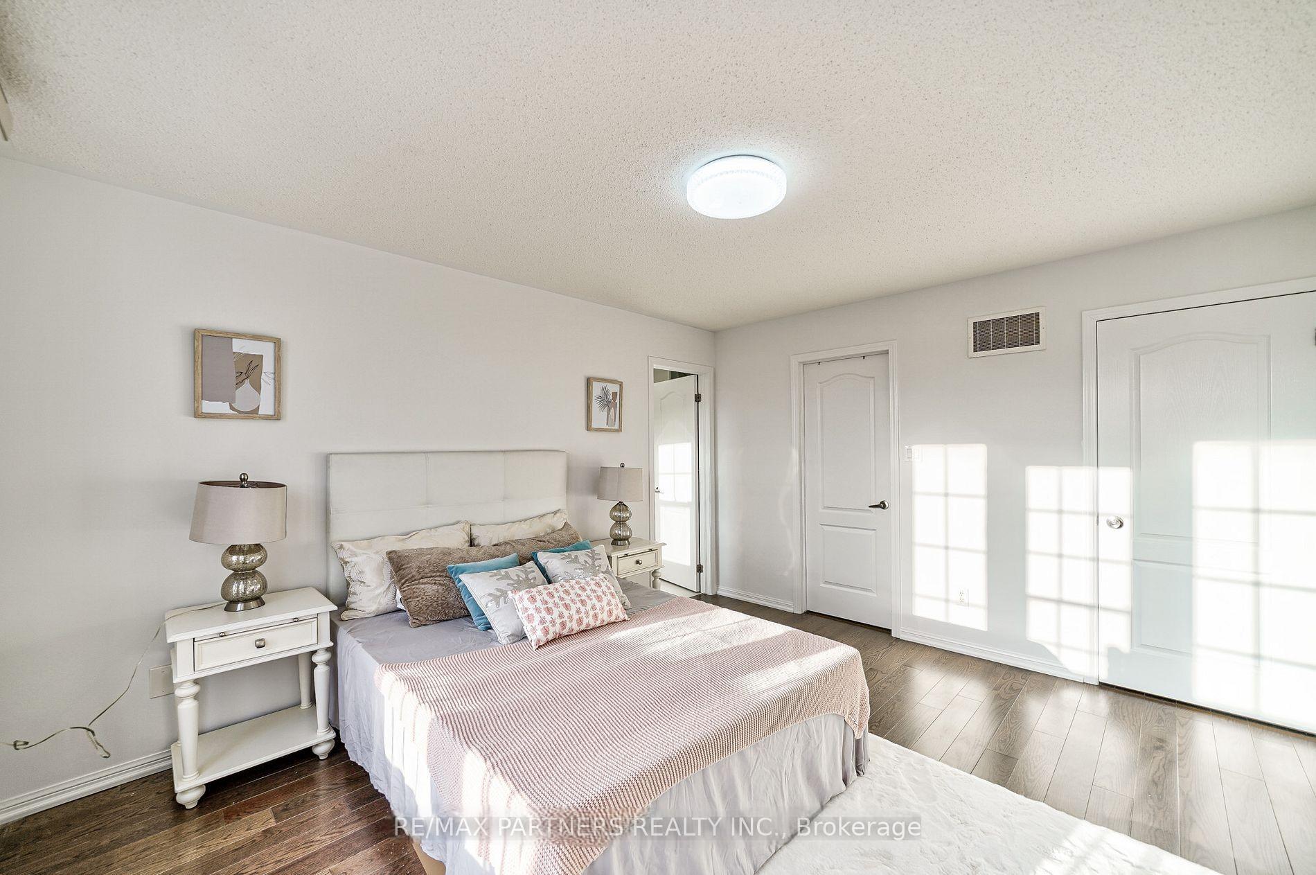 Photo 12 of 2746 Bur Oak Avenue, Markham, Cornell — HOMEH
