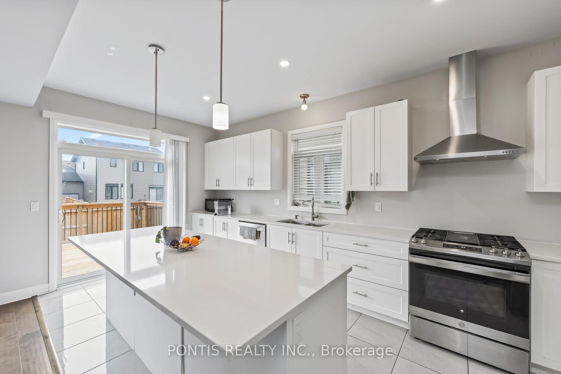 Photo 10 of 1510 Shira Drive, Kingston, City Northwest — HOMEH