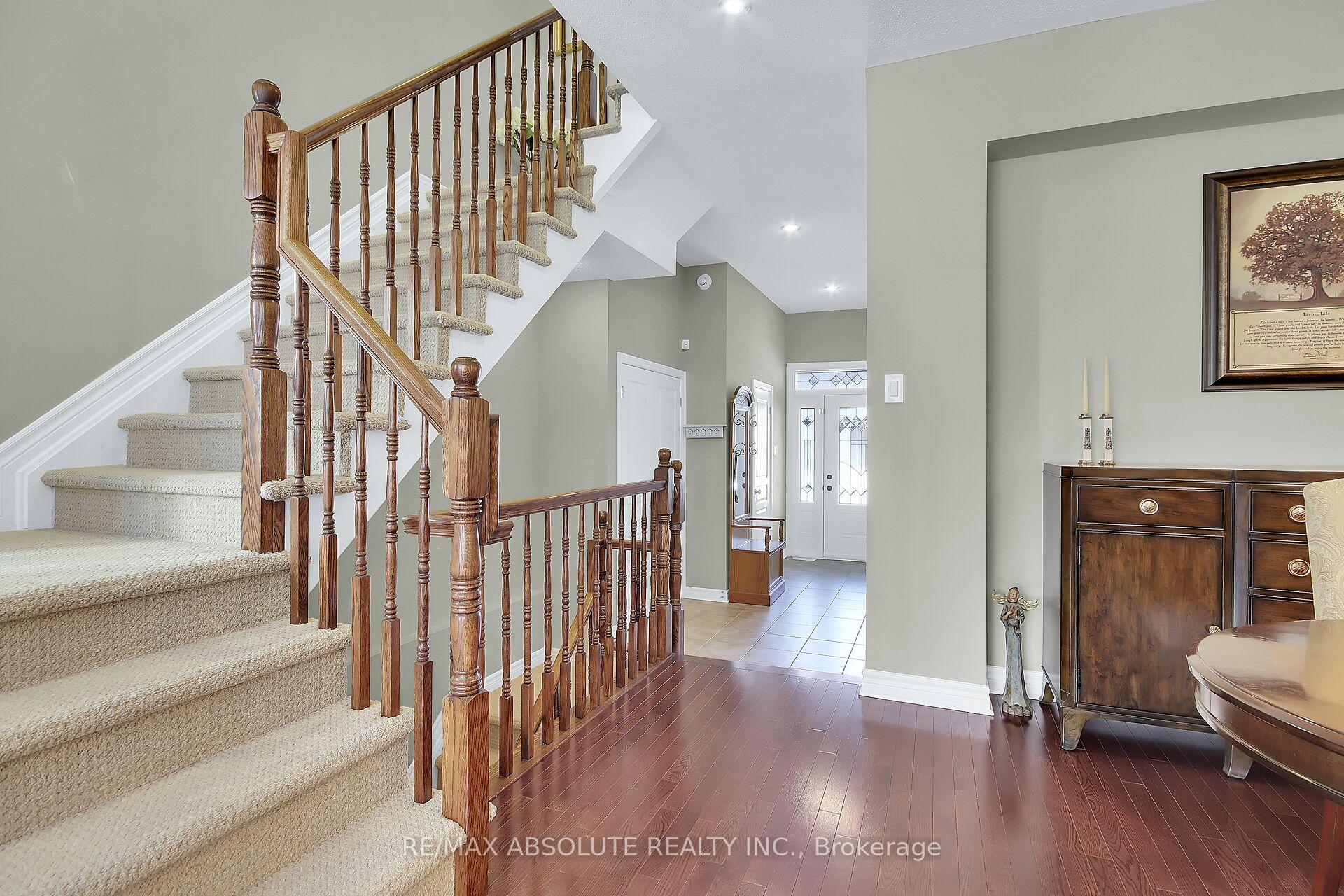 Photo 3 of 1118 Tischart Crescent, Ottawa, Kanata - Kanata Lakes/Heritage Hills — HOMEH
