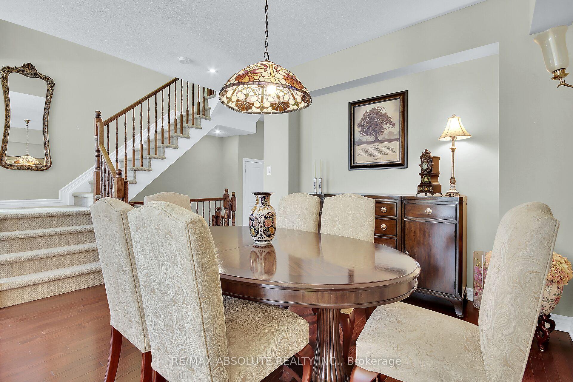 Photo 4 of 1118 Tischart Crescent, Ottawa, Kanata - Kanata Lakes/Heritage Hills — HOMEH