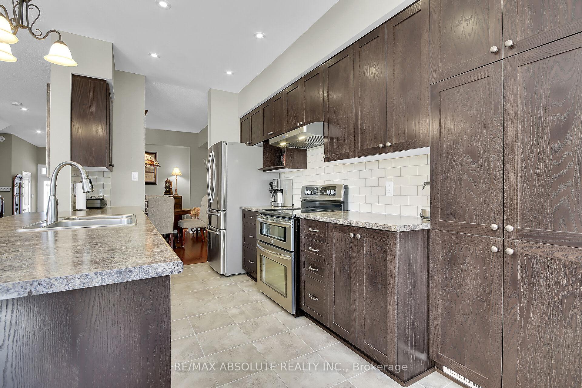 Photo 12 of 1118 Tischart Crescent, Ottawa, Kanata - Kanata Lakes/Heritage Hills — HOMEH