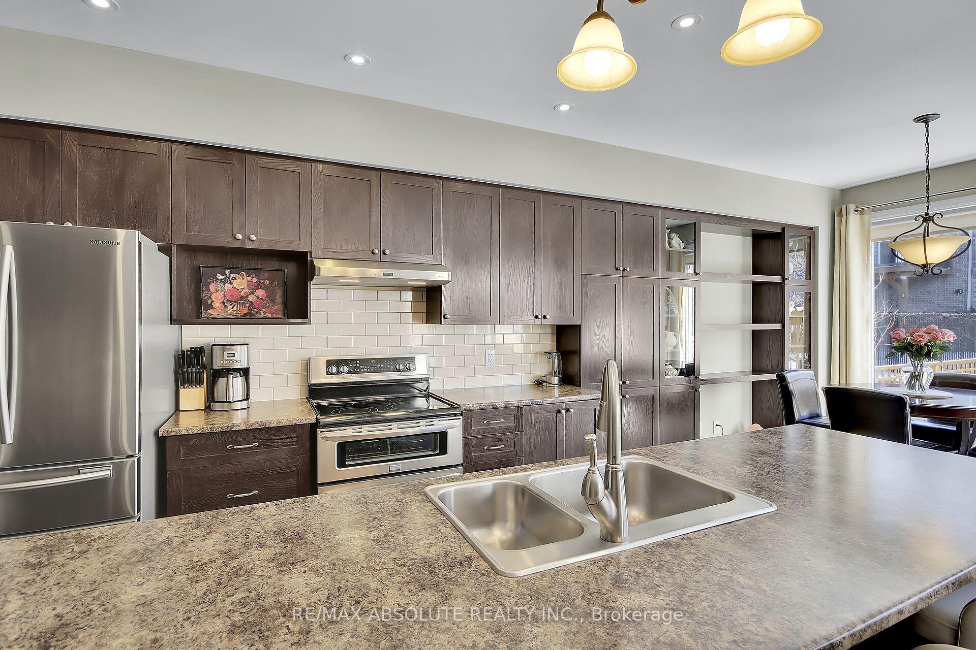 Photo 14 of 1118 Tischart Crescent, Ottawa, Kanata - Kanata Lakes/Heritage Hills — HOMEH
