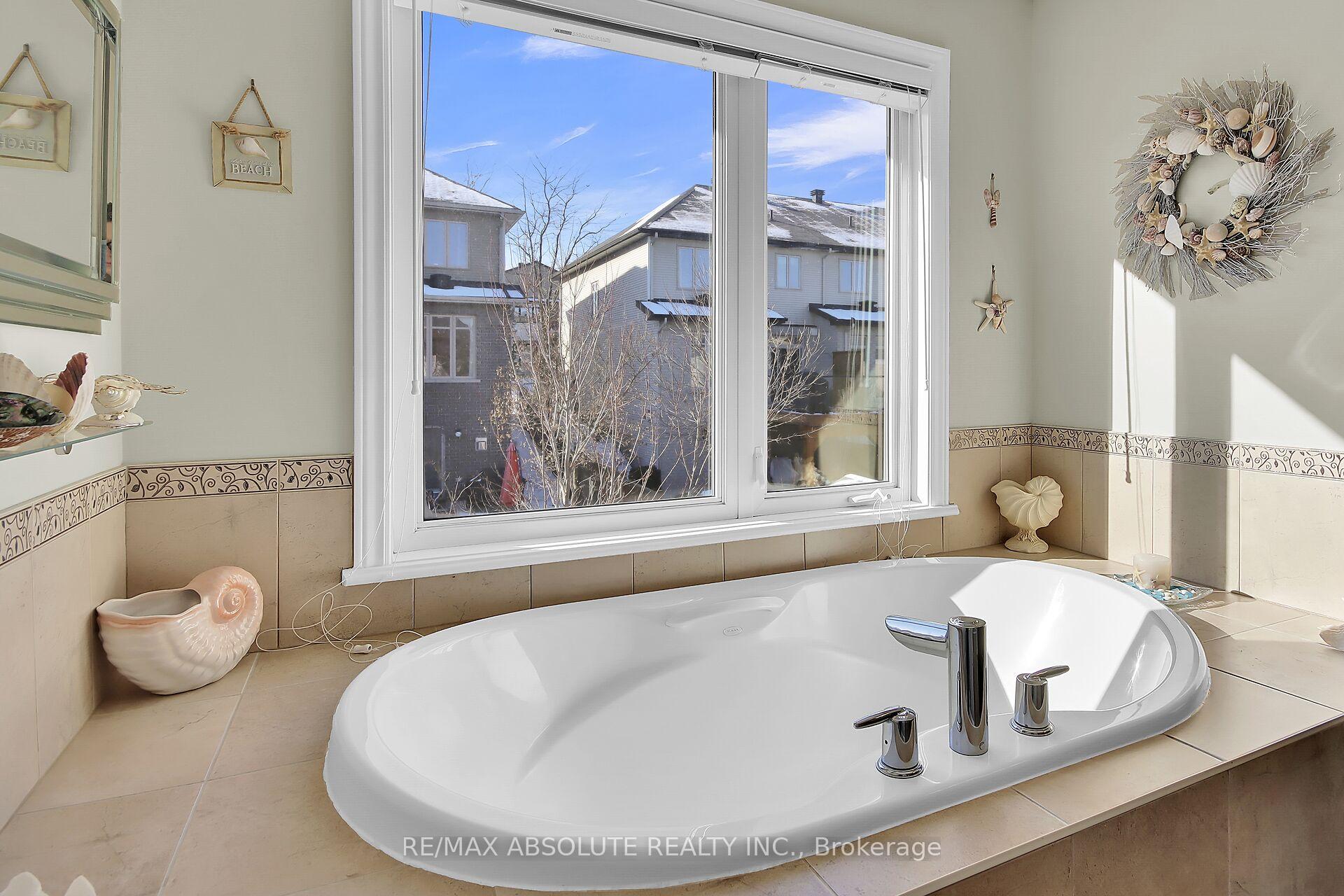 Photo 24 of 1118 Tischart Crescent, Ottawa, Kanata - Kanata Lakes/Heritage Hills — HOMEH