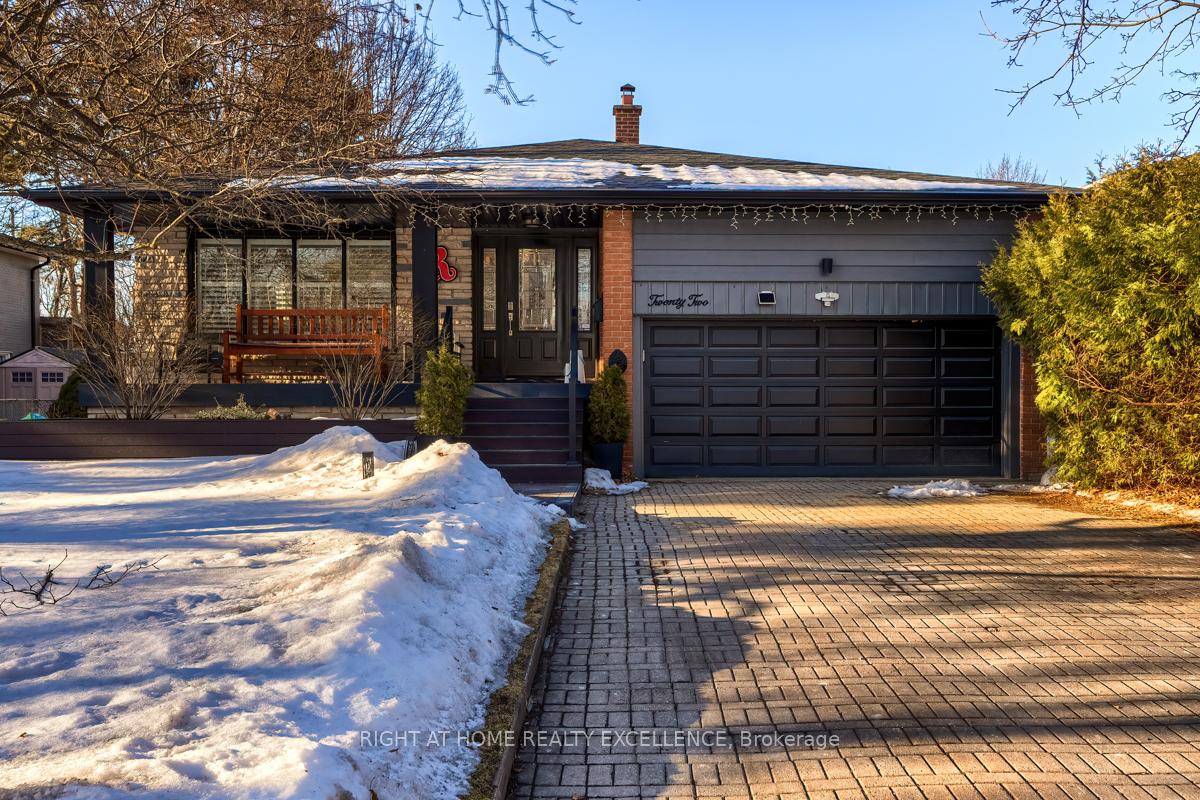 Photo 1 of 22 Captain Armstrong's Lane, Markham, Sherwood-Amberglen — HOMEH