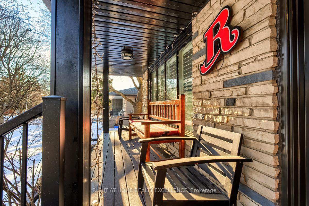 Photo 3 of 22 Captain Armstrong's Lane, Markham, Sherwood-Amberglen — HOMEH