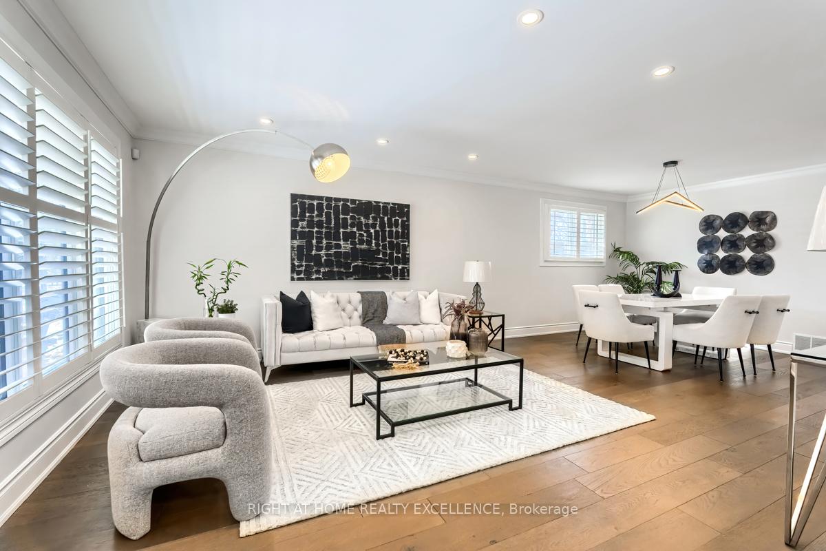 Photo 7 of 22 Captain Armstrong's Lane, Markham, Sherwood-Amberglen — HOMEH