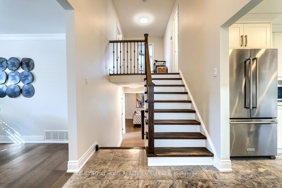 Photo 14 of 22 Captain Armstrong's Lane, Markham, Sherwood-Amberglen — HOMEH