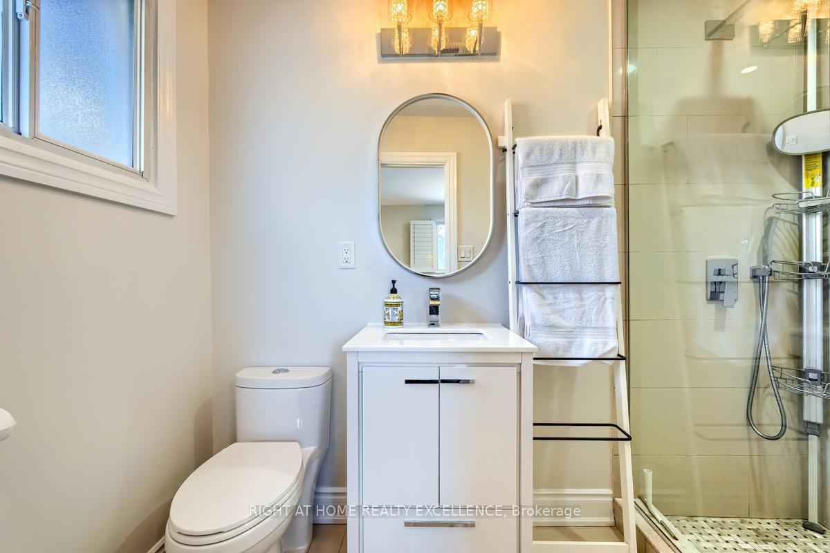 Photo 19 of 22 Captain Armstrong's Lane, Markham, Sherwood-Amberglen — HOMEH