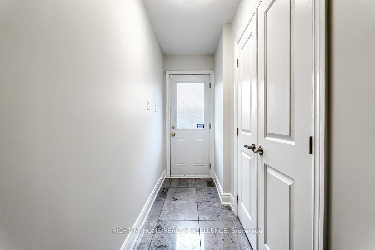 Photo 27 of 22 Captain Armstrong's Lane, Markham, Sherwood-Amberglen — HOMEH